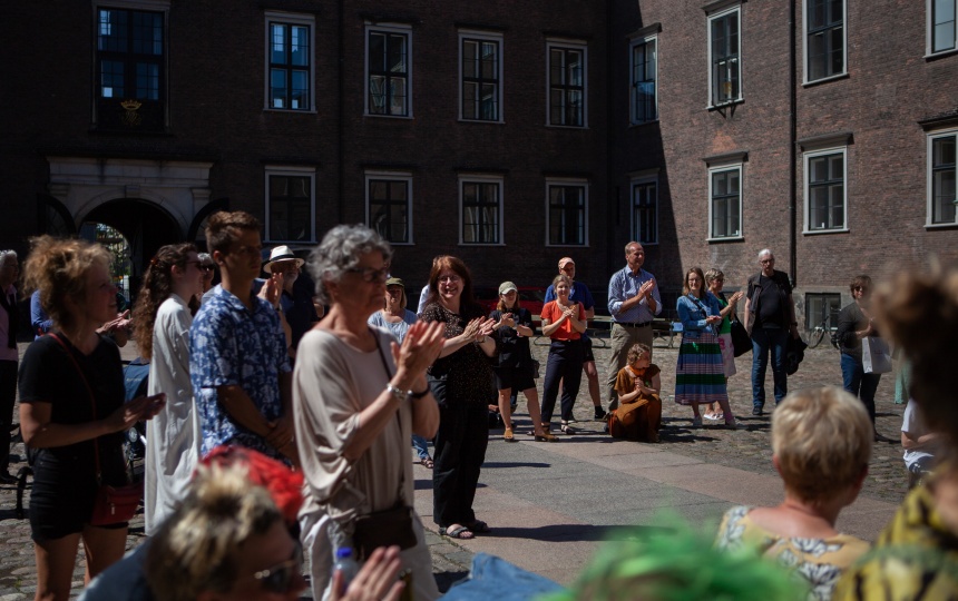 Arrangement i Kunstakademiets slotsgård