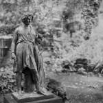 Bronzestatue i Billedhuggerhaven